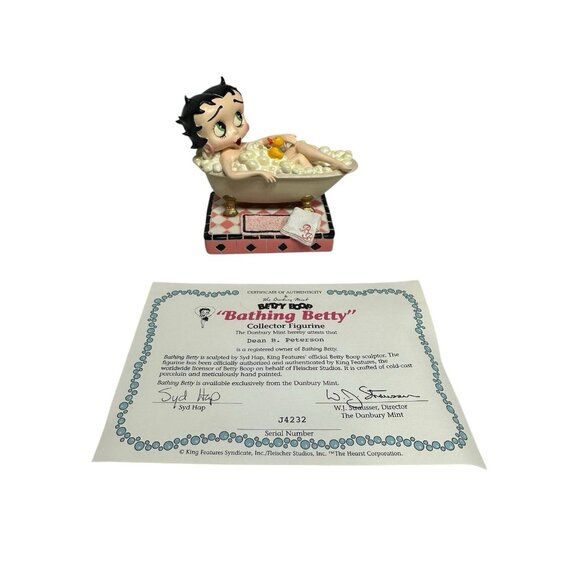 new BETTY BOOP collector figurine danbury mint BATHING BETTY - Picture 1 of 5